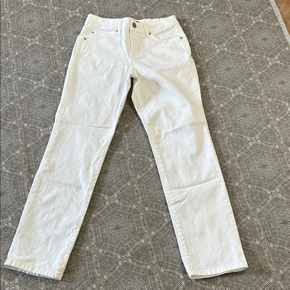 Bandolino Mandie White Jeans - Picture 2 of 10